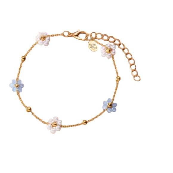RETAIL $25 Kinsley Armelle Daisy Collection Pearl Bracelet - Picture 1 of 2
